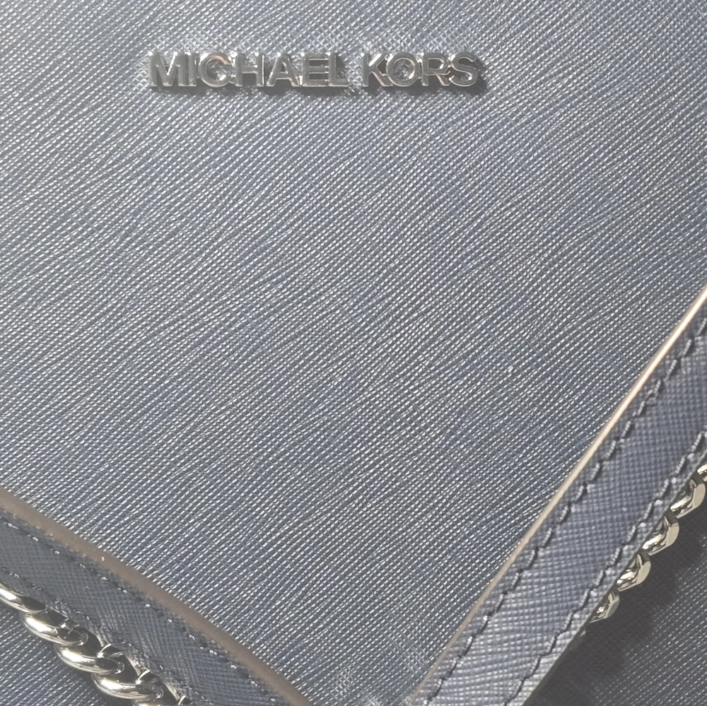 Michael Kors Navy Blue Crossbody Bag - Picture 2 of 10